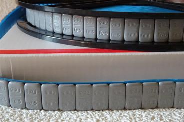 Preview: 1000x5g Rolle Auswucht Gewichte grau Klebegewichte Wuchtgewichte Rema Tip Top Preview: 1000x5g Rolle Auswucht Gewichte grau Klebegewichte Wuchtgewichte Rema Tip Top